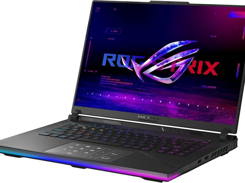Asus ROG Strix SCAR 16 – Vue frontale
